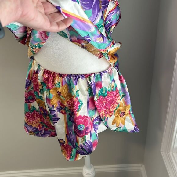 Vintage California Dynasty 2 Piece Sleeveless Short Floral Pajama Set - Picture 5 of 14